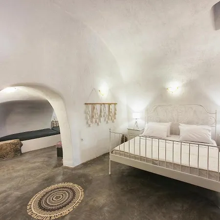 Navita Cave Houses Fira  Exterior foto
