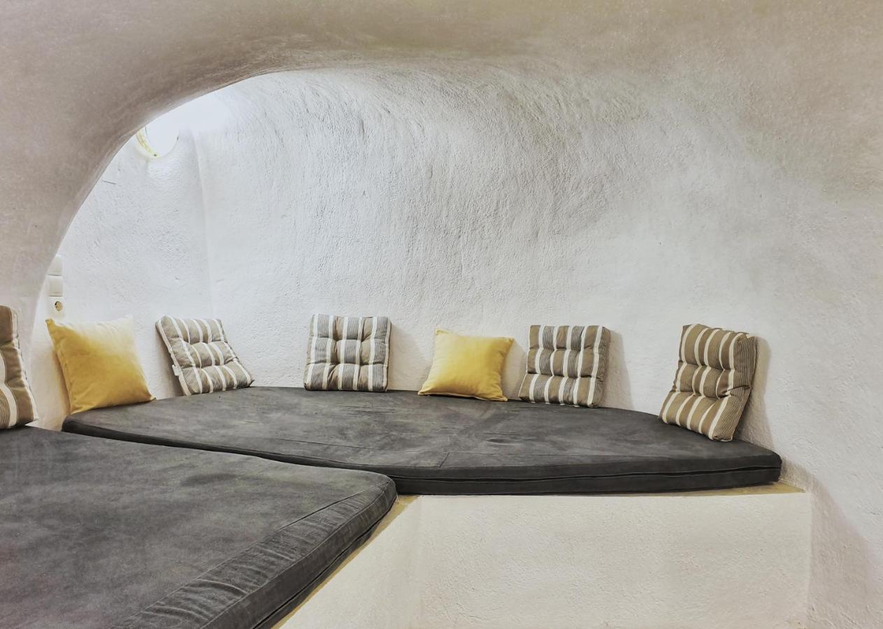 Navita Cave Apartment *
